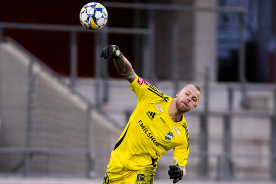 Östers målvakt Robin Wallinder