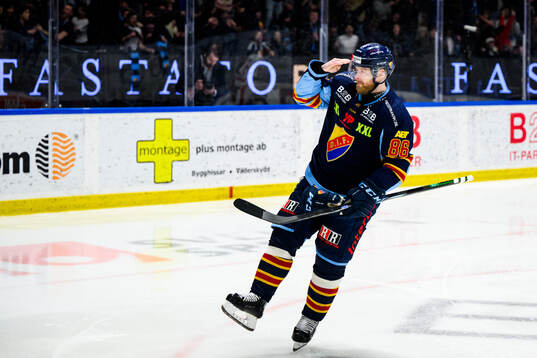 Djurgårdens Linus Klasen jublar