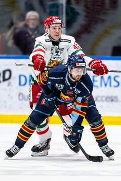 Moras Kalle Kratz och Djurgårdens Marcus Krüger