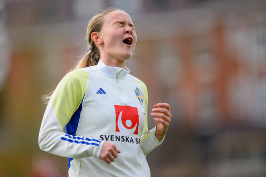 Matilda Vinberg of Sweden looks dejected of the Swedish
