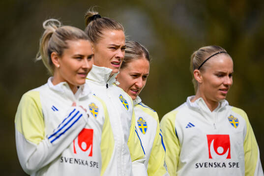 Amanda Nildén, Fridolina Rolfö, Emma Kullberg and Stina