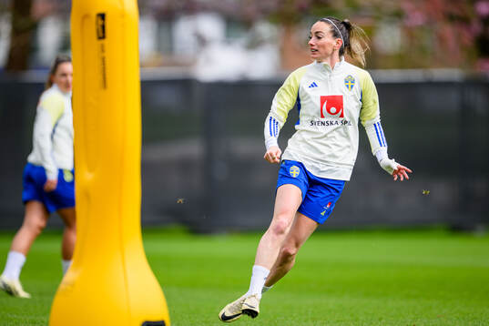 Kosovare Asllani of Sweden of the women's national football