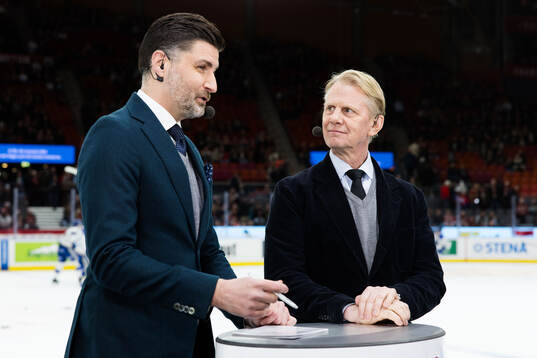 TV-experter Björn Oldeen och Niklas Wikegård