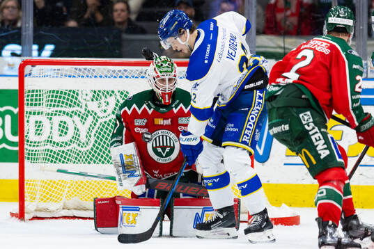 Frölundas målvakt Lars Johansson och Leksands Lukas