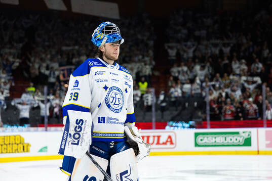 målvakt Filip Larsson deppar