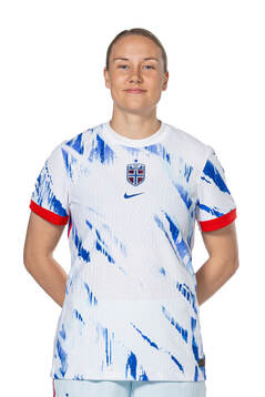 Lisa Naalsund of the Norwegian women's national football