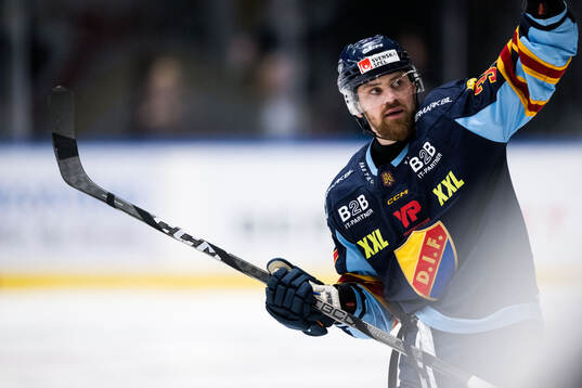 Djurgårdens Daniel Brodin jublar