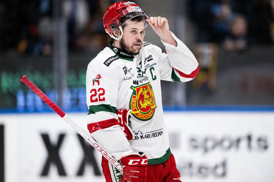 Moras Måns Carlsson deppar