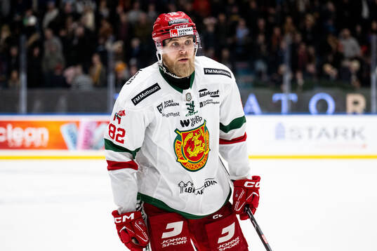 Moras Roope Laavainen jublar