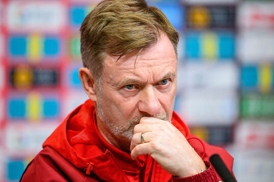 Head coach Peter Gerhardsson of Sweden of the women's