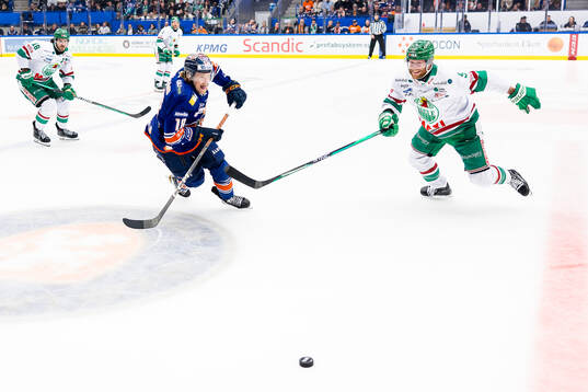 Växjös Marcus Sylvegård och Rögles Ludvig Claesson