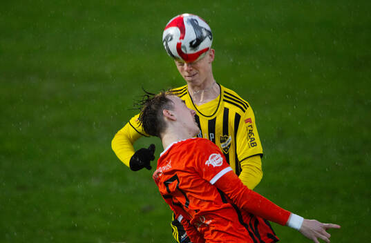 Bläddra bland fler bilder av Fotboll, div. 2, IFK Hässleholm - Kristianstads FC