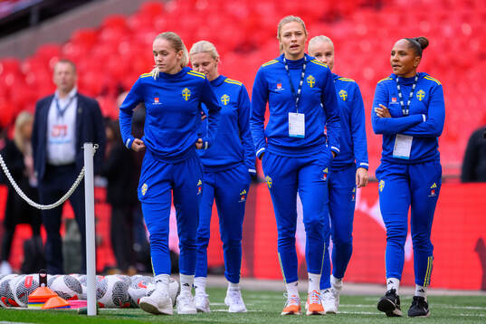Hanna Lundkvist, Fridolina Rolfö and Madelen Janogy of