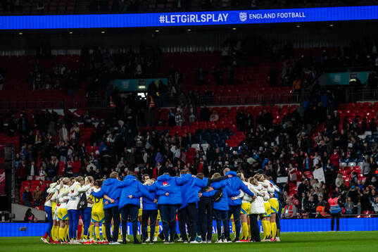 Players and staff of Sweden gather