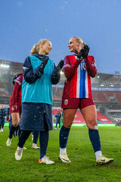 Justine Kielland and Cathinka Tandberg of Norway