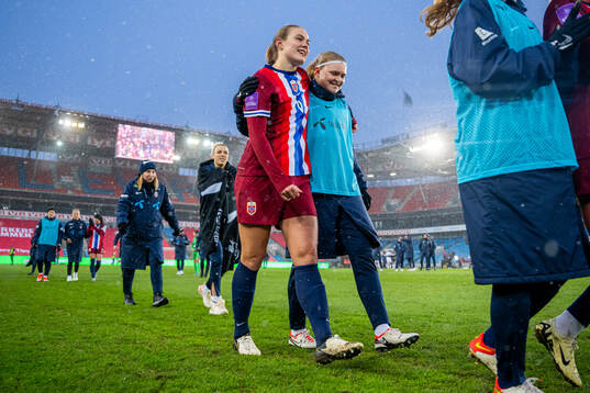 Marthine Østenstad and Signe Gaupset of Norway