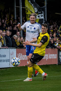IFK Norrköpings Daniel Fritz Eid och Mjällbys Elliot