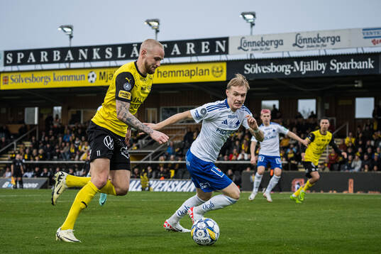 Mjällbys Adam Ståhl och IFK Norrköpings Marcus Baggesen