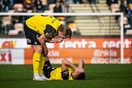 Mjällbys Alexander Johansson och Nicklas Røjkjær