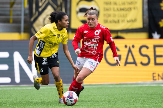 Elfsborgs Vanessa Lopez och Degerfors Rebecca Stålhammar