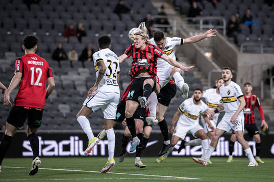 Brommapojkarnas Alexander Jensen och AIKs Sotirios