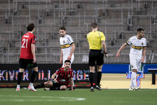Brommapojkarnas Daleho Irandust reagerar på ett domslut