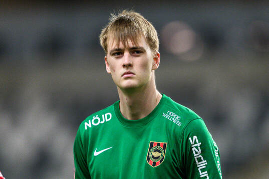 Brommapojkarnas målvakt Lucas Bergström
