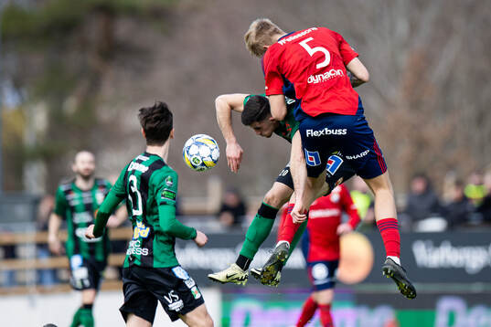 Varbergs Aulon Bitiqi och Östers Mattis Adolfsson