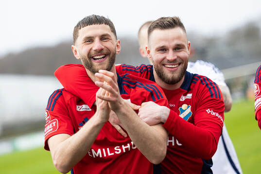Bläddra bland fler bilder av Fotboll, Superettan, Varberg - Öster