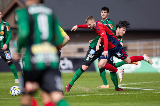 Östers Chriss-Albin Mörfelt och Varbergs Robin Tranberg