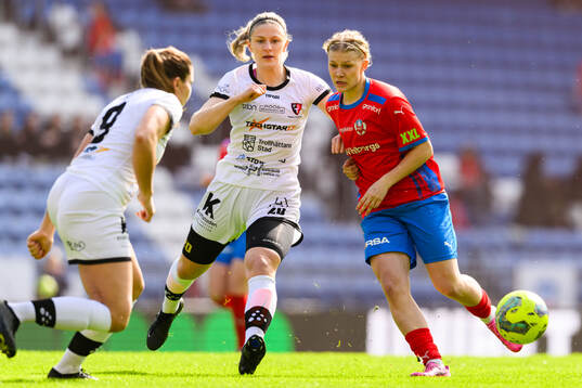 Trollhättans Sofia Olsson och Helsingborg s Alma Larsson