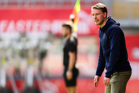 Helsingborg s tränare Kristoffer Schönbeck deppar
