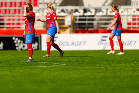 Helsingborg s Melina Skarström deppar