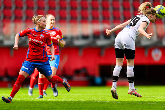Helsingborg s Melina Skarström och Trollhättans Isa