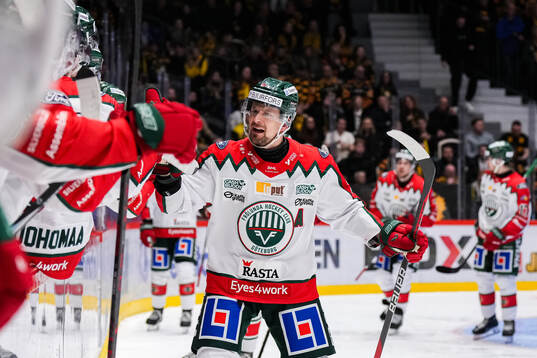 Frölundas Nicklas Lasu jublar