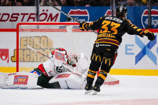 Skellefteås Zeb Forsfjäll gör mål