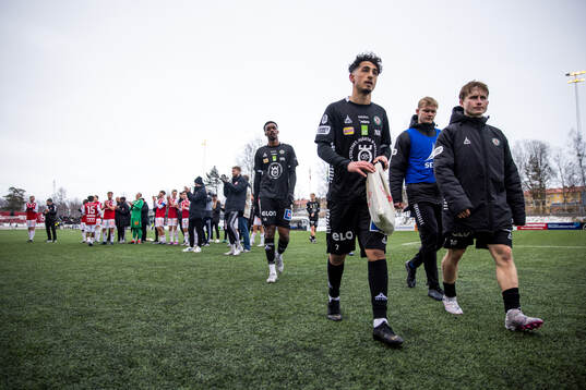 Örebros Elias Barsoum deppar