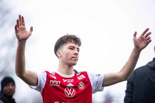 Sandvikens IFs Adam Kiani jublar