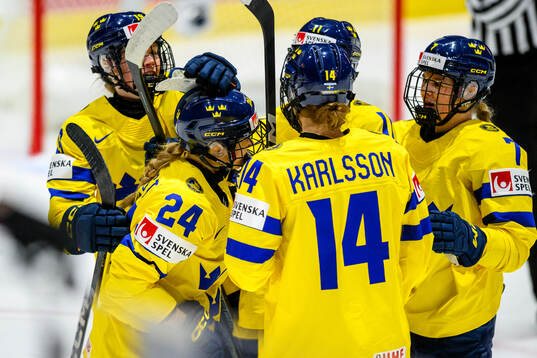 Ebba Hedqvist of Sweden celebrates with teammates