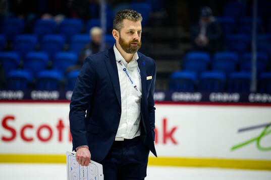 Head coach Ulf Lundberg of Sweden