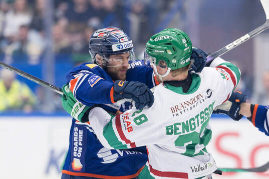 Bläddra bland fler bilder av Ishockey, SHL, Semifinal 2, Växjö - Rögle