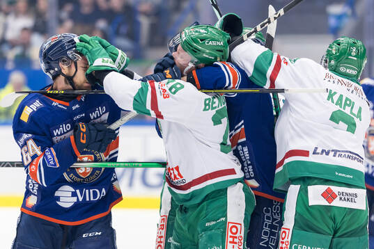 Växjös Eric Martinsson mot Rögles Anton Bengtsson och