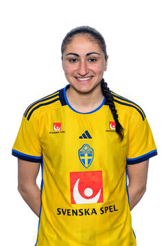 Nesrin Akgün i det svenska U23-damlandslaget