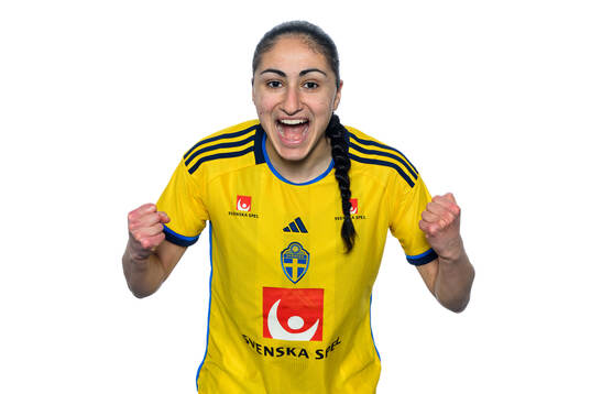 Nesrin Akgün i det svenska U23-damlandslaget