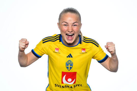Lova Sternfeldt i det svenska U23-damlandslaget