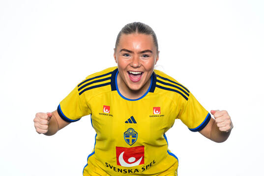 Louise Hvarfner i det svenska U23-damlandslaget