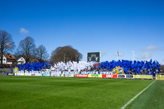 IFK Göteborgs supportrar med tifo