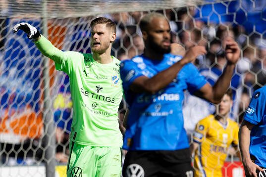 Halmstads målvakt Tim Rönning