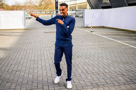 Malmö FFs Taha Ali ankommer till arenan