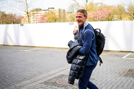Malmö FFs målvakt Johan Dahlin ankommer till arenan